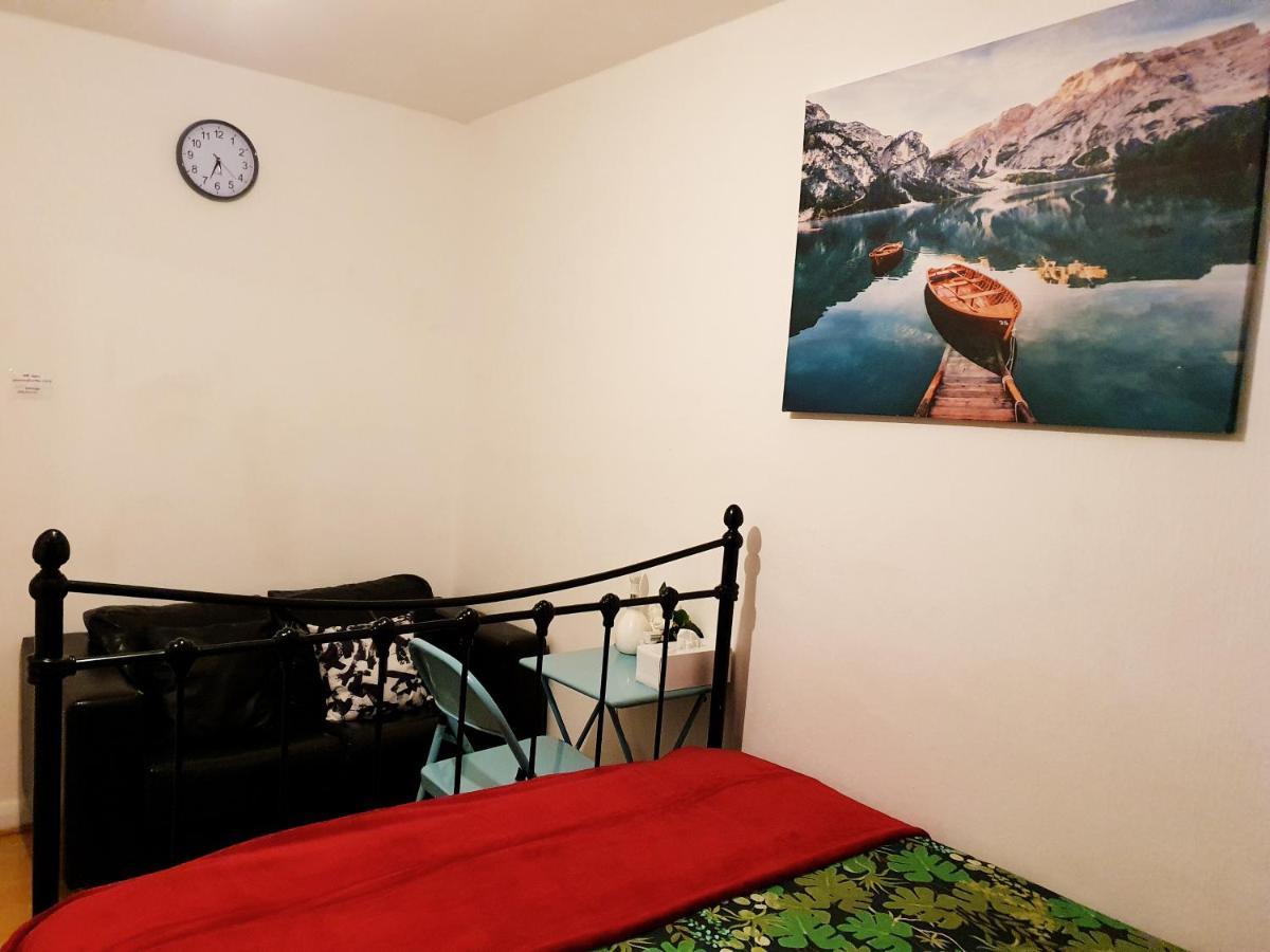 Merciful King Room, In Zone 2-3 Guest house